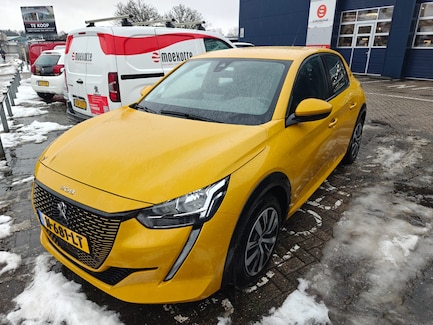 Peugeot e-208 0
