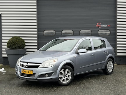 Opel Astra 0