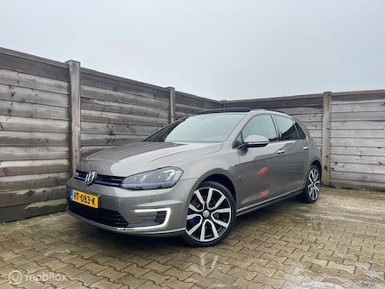 Volkswagen Golf 0