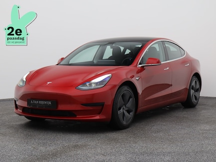 Tesla Model 3 0
