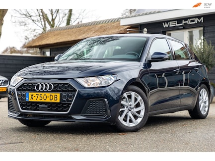 Audi A1 0