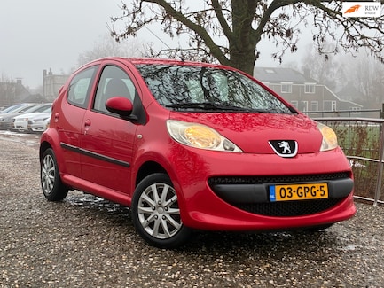 Peugeot 107 0