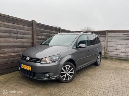Volkswagen Touran 0