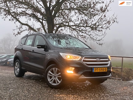 Ford Kuga 0