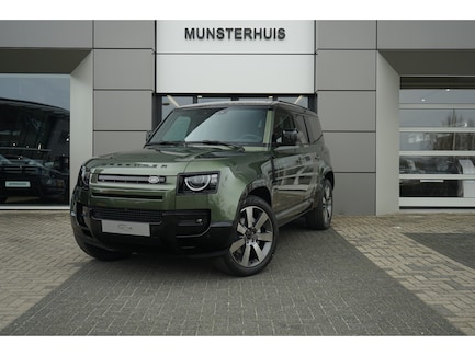 Land Rover Defender 0