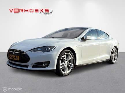Tesla Model S 0