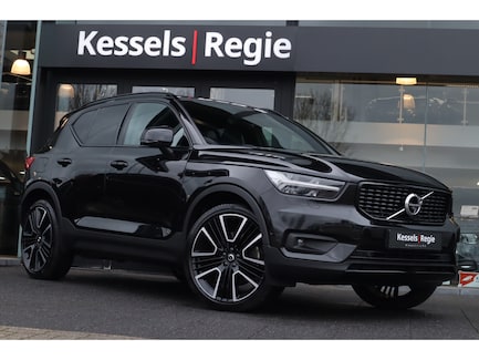 Volvo XC40 0
