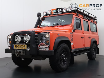Land Rover Defender 0