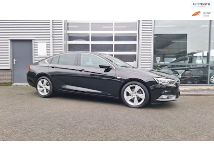 Opel Insignia 0