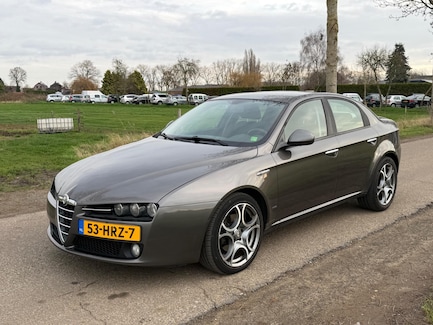 Alfa Romeo 159 0