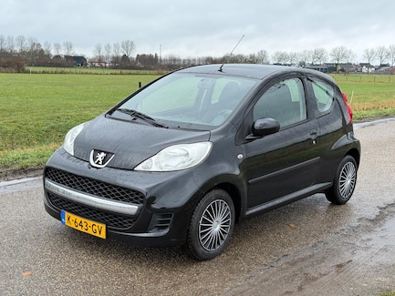 Peugeot 107 0