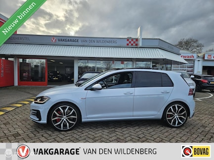 Volkswagen Golf 0