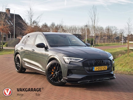 Audi E-tron 0