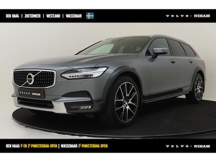 Volvo V90 Cross Country 0