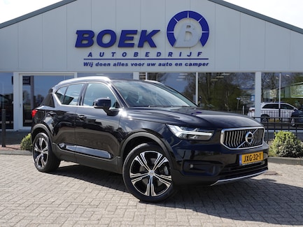 Volvo XC40 0