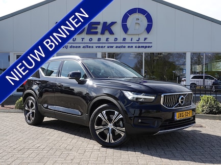 Volvo XC40 0