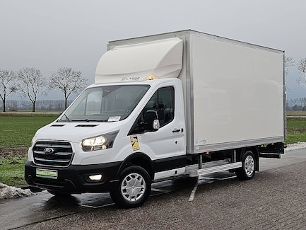 Ford E-Transit 0