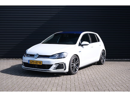Volkswagen Golf 0