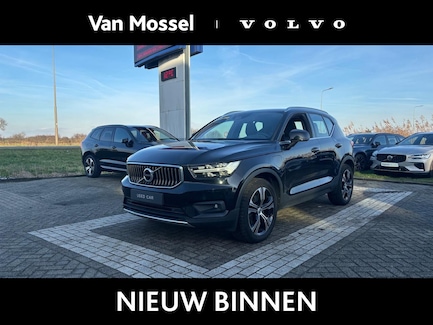 Volvo XC40 0