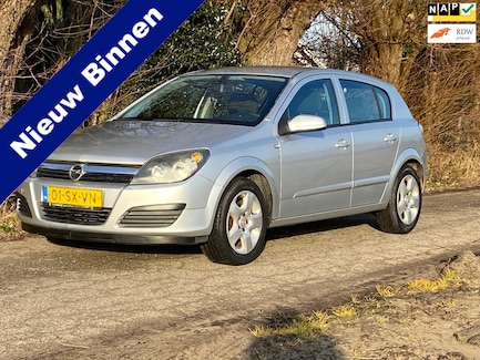 Opel Astra 0