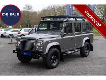 Land Rover Defender 0
