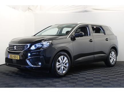 Peugeot 5008 0