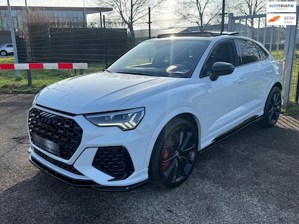 Audi RS Q3 Sportback 0