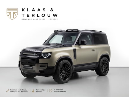 Land Rover Defender 0
