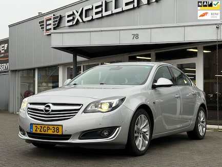 Opel Insignia 0