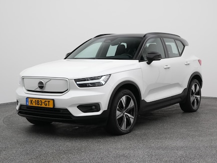 Volvo XC40 0