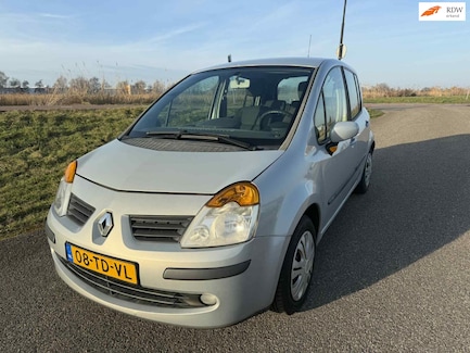 Renault Modus 0