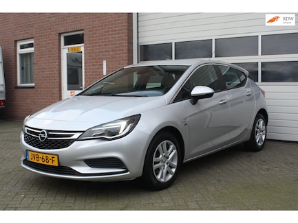 Opel Astra 0
