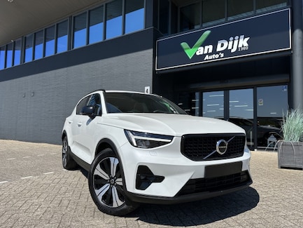 Volvo XC40 0