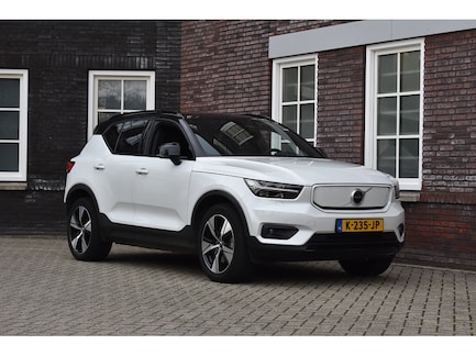 Volvo XC40 0