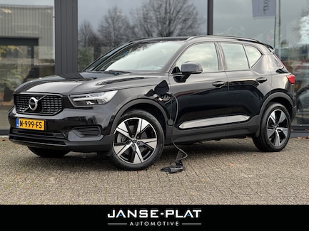 Volvo XC40 0