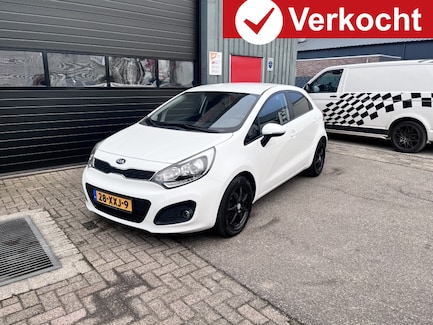 Kia Rio 0