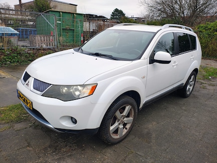 Mitsubishi Outlander 0