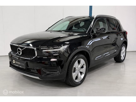 Volvo XC40 0