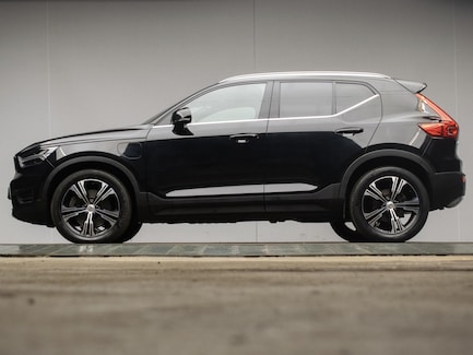 Volvo XC40 0