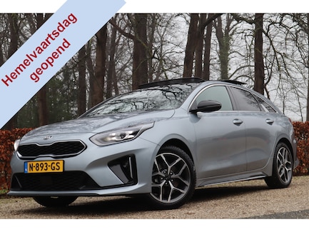 Kia ProCeed 0
