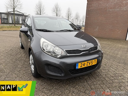 Kia Rio 0