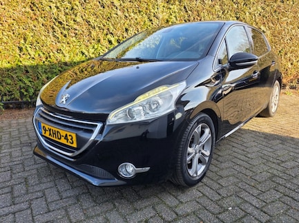 Peugeot 208 0