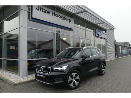 Volvo XC40 0