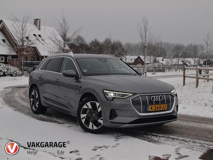 Audi E-tron 0