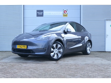 Tesla Model Y 0