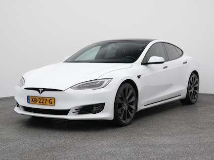 Tesla Model S 0