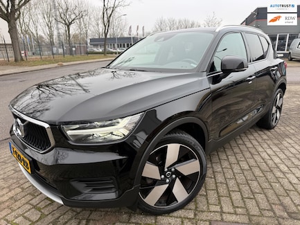 Volvo XC40 0
