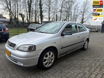 Opel Astra 0