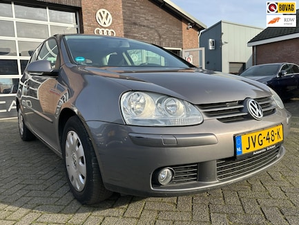 Volkswagen Golf 0