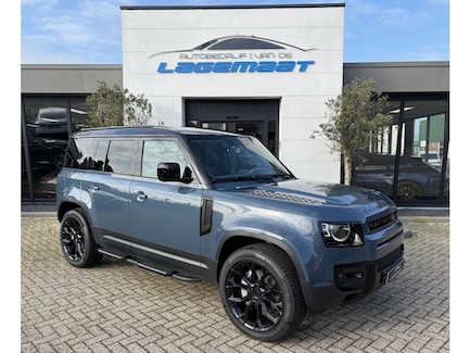 Land Rover Defender 0